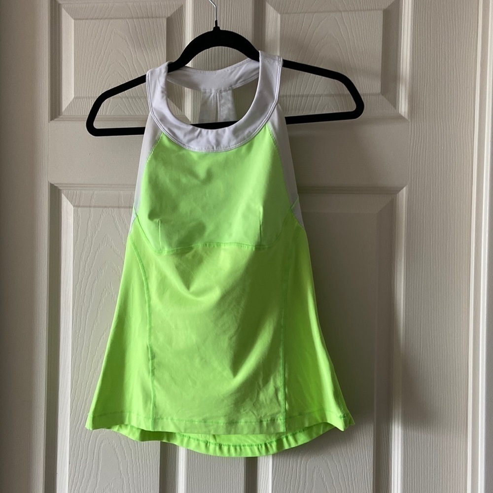 LULULEMON tank top. Size 4-6​​​​​​​​​​
